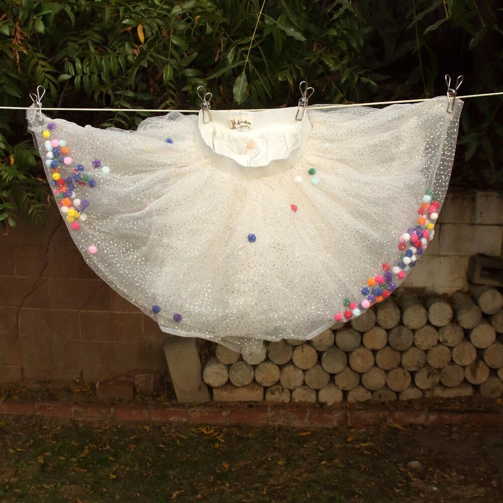 Doe A Dear White Glitter Pom Pom Skirt 5Y